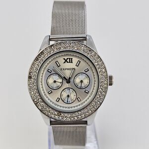 Express Women's Watch 38MM Gray Dial Crystal Bezel‎ Gray Band New Battery